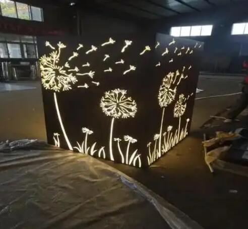 桂林耐候钢灯箱